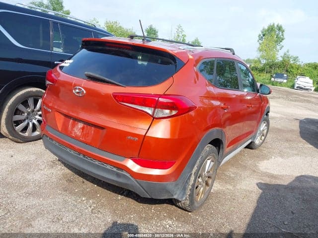 2017 HYUNDAI TUCSON SE 4
