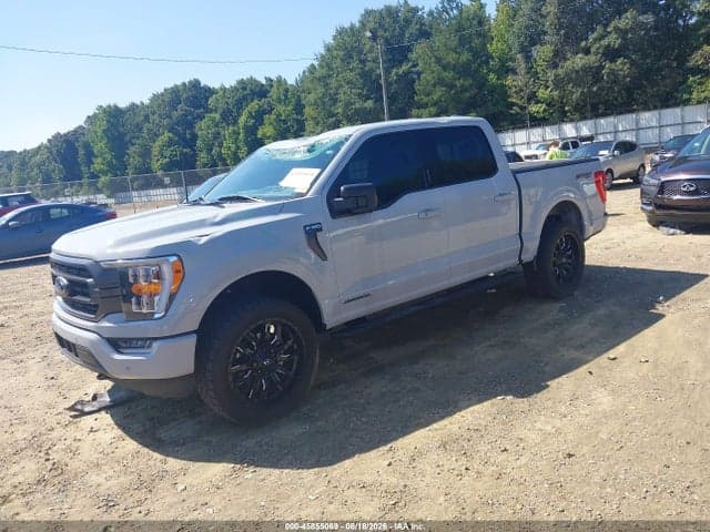 2023 FORD F-150 XLT 2