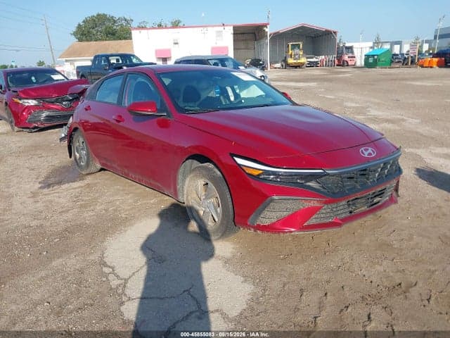 2024 HYUNDAI ELANTRA SE