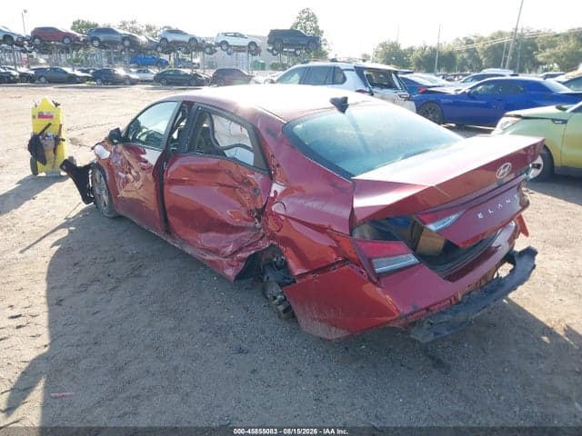 2024 HYUNDAI ELANTRA SE 3