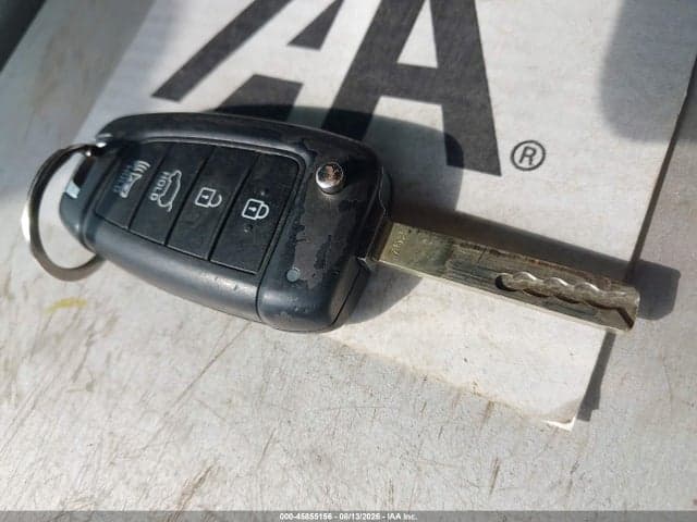 2019 HYUNDAI SANTA FE SE 11