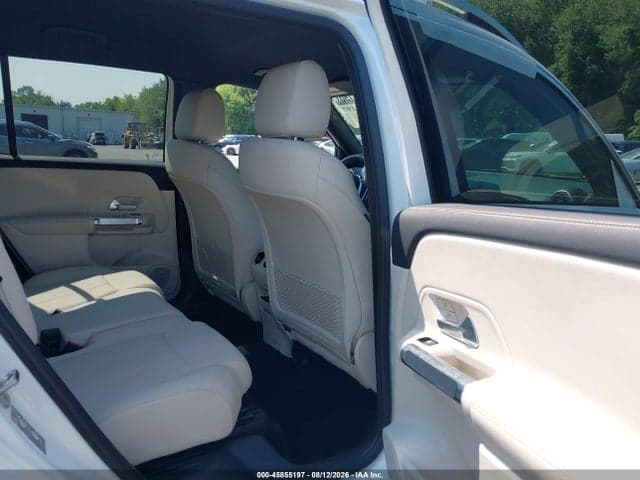 2025 MERCEDES-BENZ GLB 250 4MATIC 8