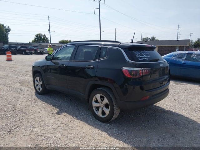 2018 JEEP COMPASS LATITUDE FWD 3