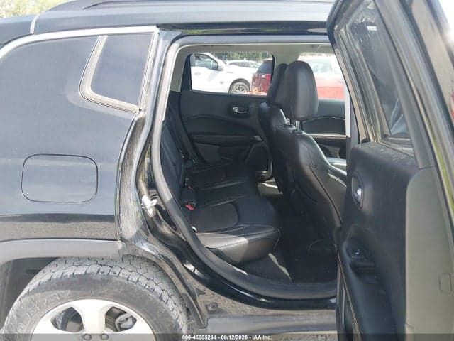 2018 JEEP COMPASS LATITUDE FWD 8