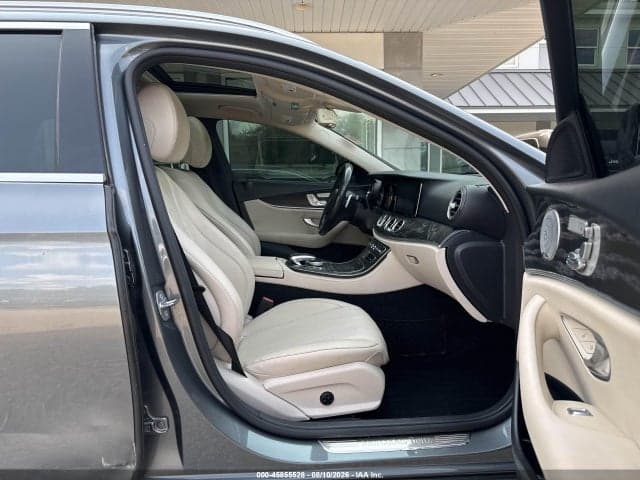 2017 MERCEDES-BENZ E 400 4MATIC 5