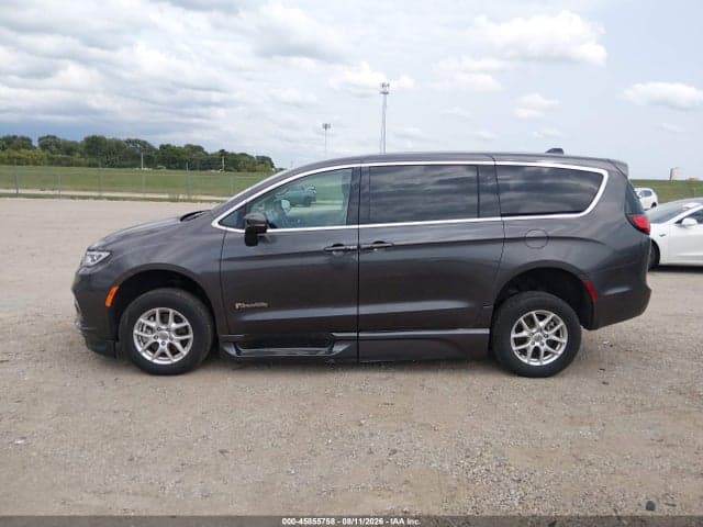 2023 CHRYSLER PACIFICA TOURING L 14
