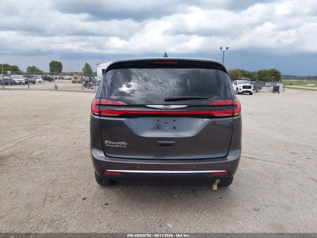 2023 CHRYSLER PACIFICA TOURING L 16