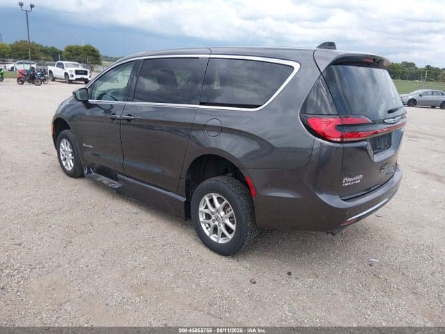2023 CHRYSLER PACIFICA TOURING L 3