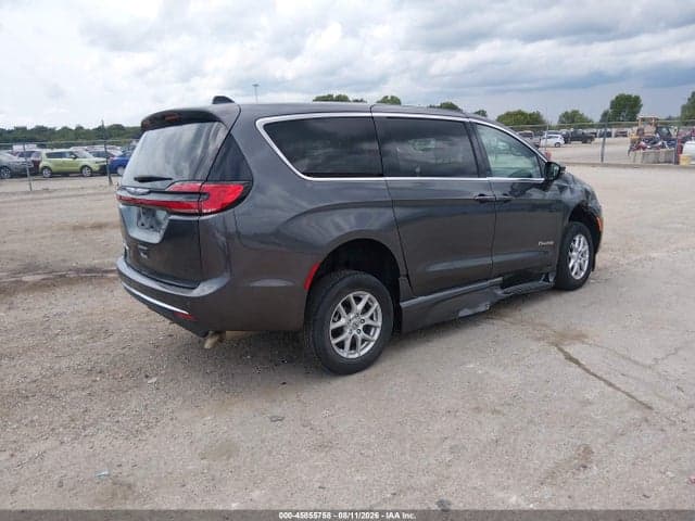 2023 CHRYSLER PACIFICA TOURING L 4