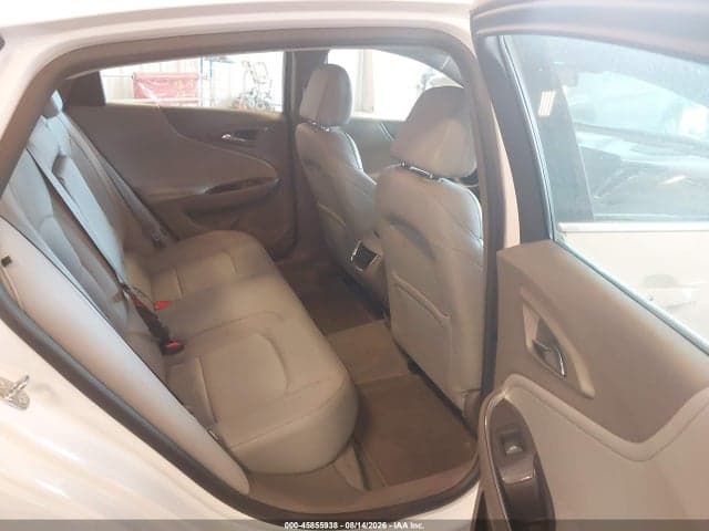2017 CHEVROLET MALIBU 1LT 8