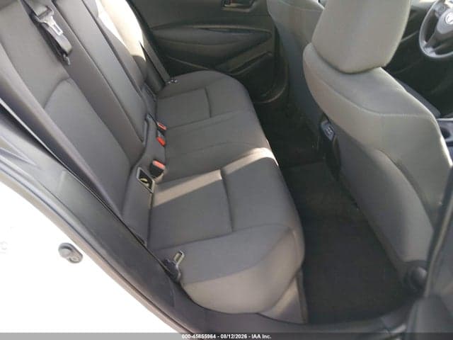2026 TOYOTA COROLLA LE 8