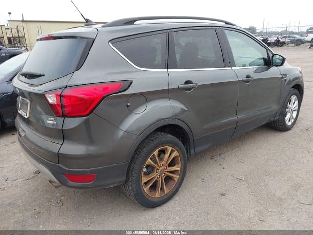 2019 FORD ESCAPE SEL 4