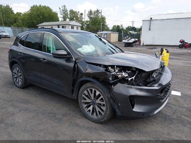 2020 FORD ESCAPE TITANIUM 1