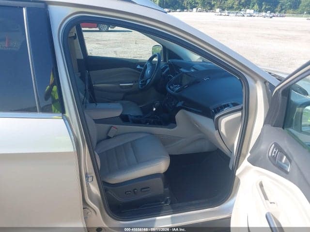 2017 FORD ESCAPE TITANIUM 5