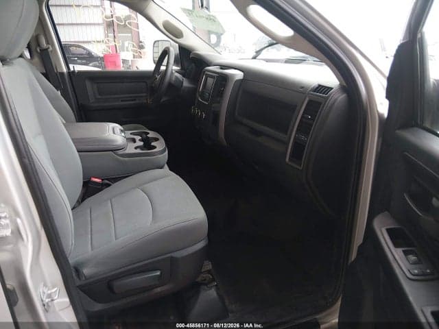 2017 RAM 1500 TRADESMAN 4X2 6'4 BOX 5