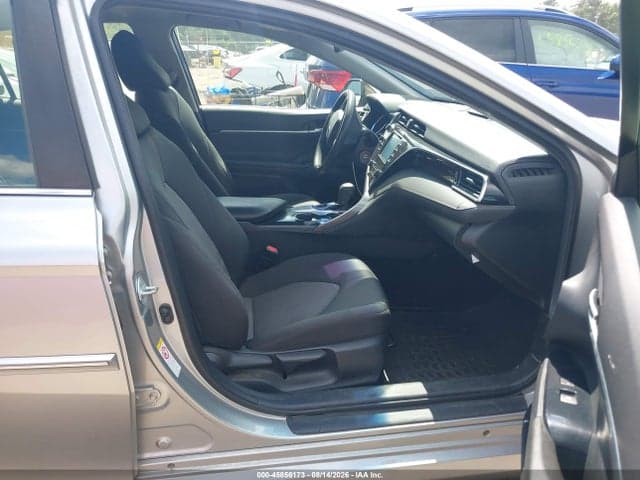 2018 TOYOTA CAMRY LE 5