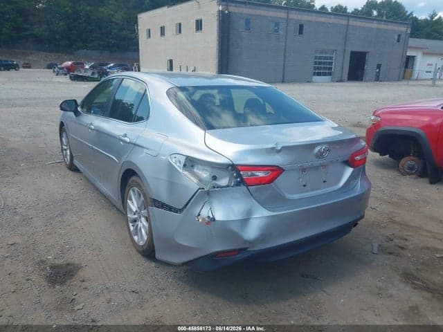 2018 TOYOTA CAMRY LE 6
