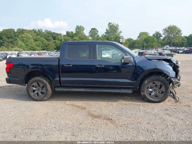 2024 FORD F-150 LIGHTNING XLT 13