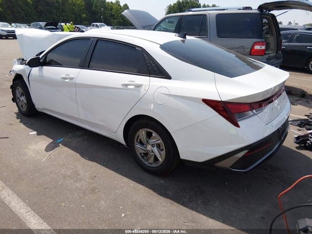 2026 HYUNDAI ELANTRA SE 3