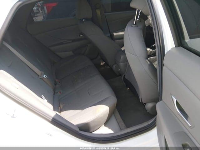 2026 HYUNDAI ELANTRA SE 8