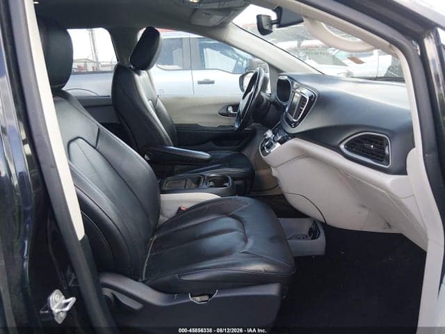 2020 CHRYSLER PACIFICA TOURING L 5