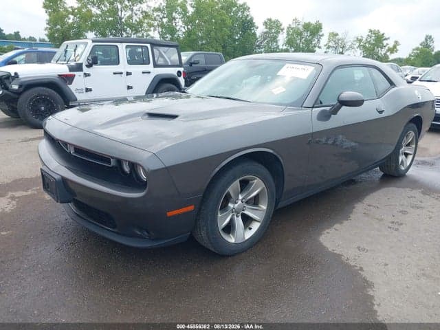 2018 DODGE CHALLENGER SXT 2