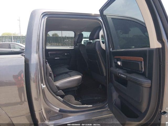 2017 RAM 1500 LARAMIE 4X4 5'7 BOX 8