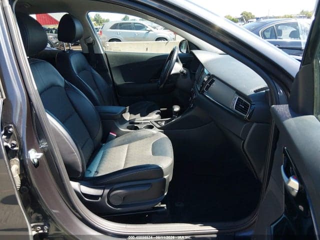 2019 KIA NIRO S TOURING 5