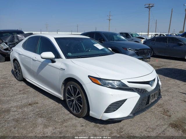 2020 TOYOTA CAMRY SE HYBRID