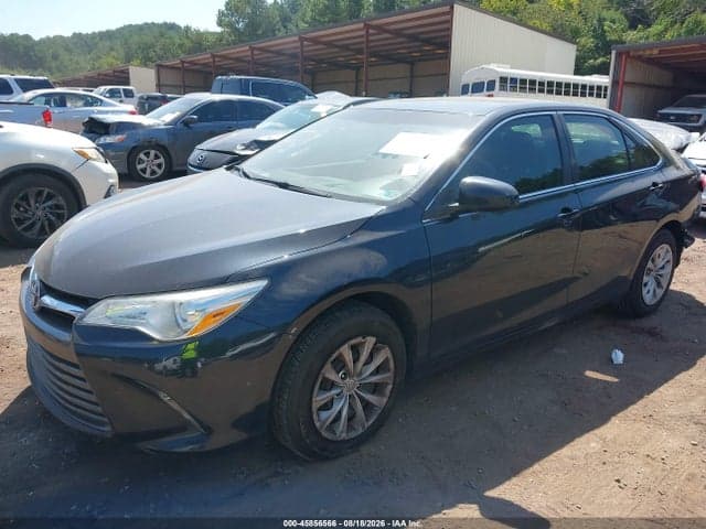 2017 TOYOTA CAMRY LE 2