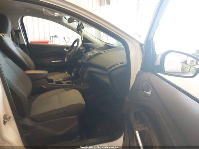 2017 FORD ESCAPE SE 6