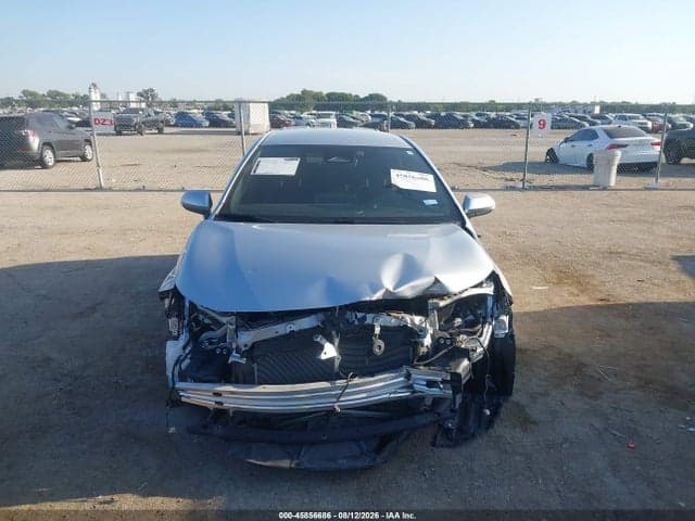 2023 TOYOTA COROLLA SE 12
