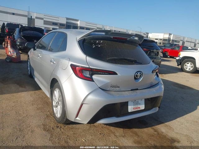 2023 TOYOTA COROLLA SE 3