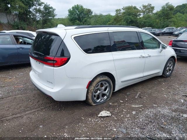 2022 CHRYSLER PACIFICA LIMITED 4