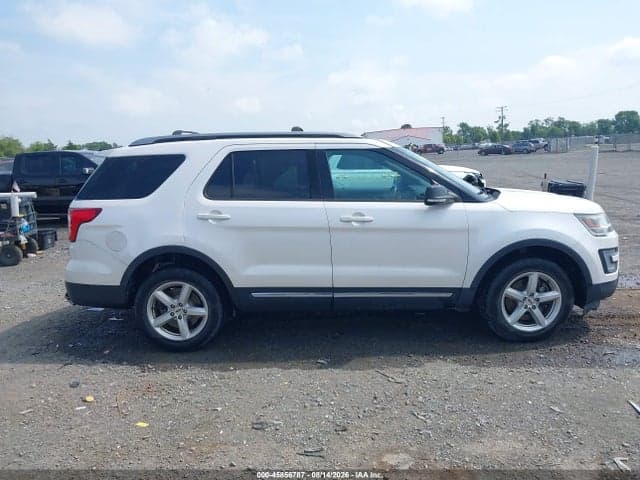 2017 FORD EXPLORER XLT 13