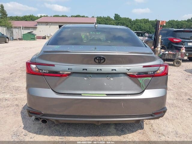 2025 TOYOTA CAMRY SE 17