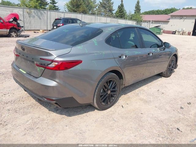 2025 TOYOTA CAMRY SE 4