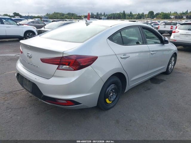 2019 HYUNDAI ELANTRA SEL 4