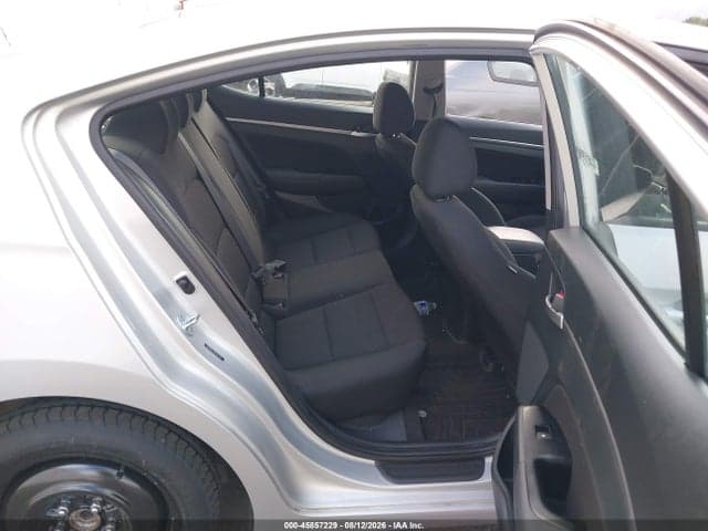 2019 HYUNDAI ELANTRA SEL 8