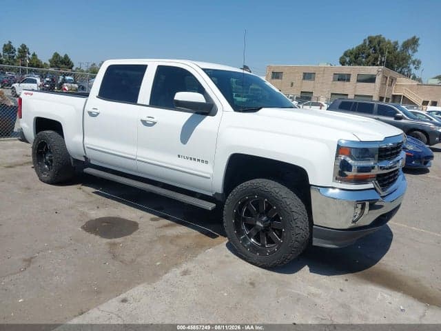 2017 CHEVROLET SILVERADO 1500 LT 1