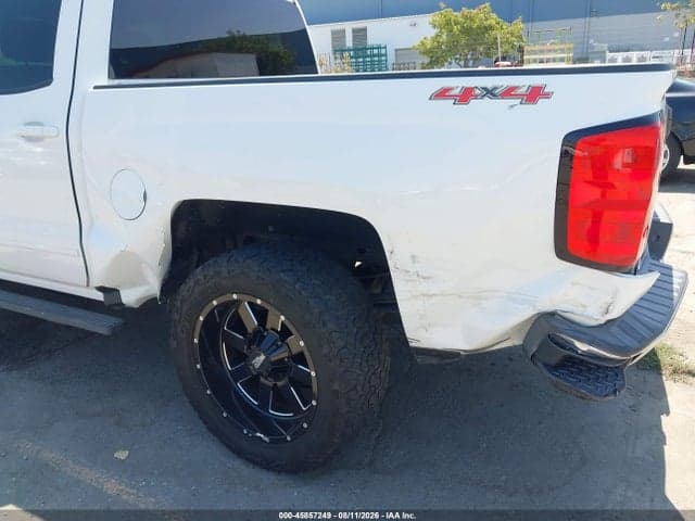 2017 CHEVROLET SILVERADO 1500 LT 6