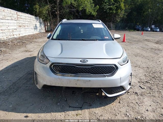 2018 KIA NIRO LX 12