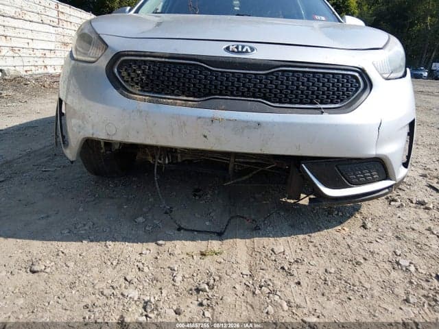 2018 KIA NIRO LX 6