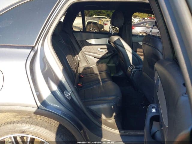 2019 MERCEDES-BENZ GLC 300 8