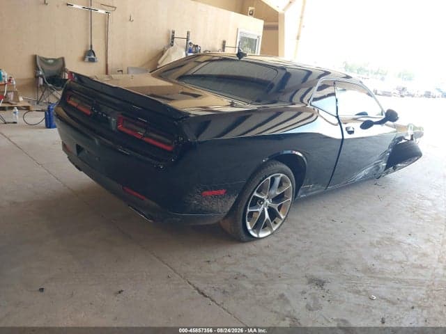 2020 DODGE CHALLENGER SXT 4