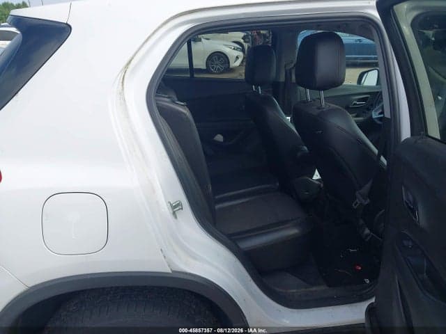 2018 CHEVROLET TRAX LT 8