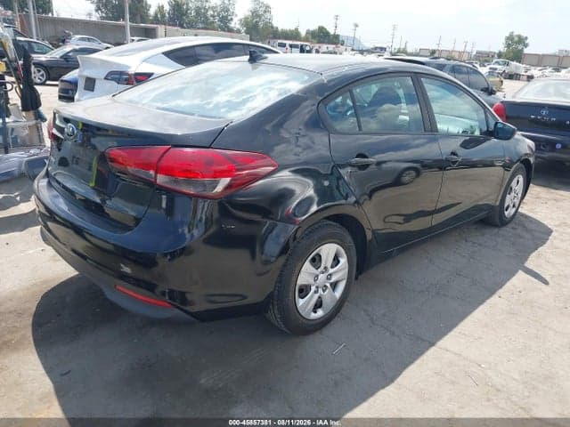 2017 KIA FORTE LX 4