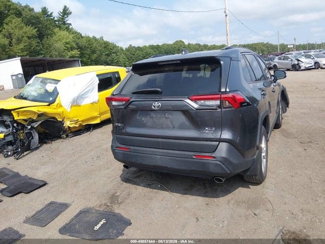 2020 TOYOTA RAV4 XLE 4