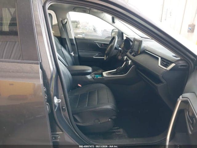 2021 TOYOTA RAV4 LE 5