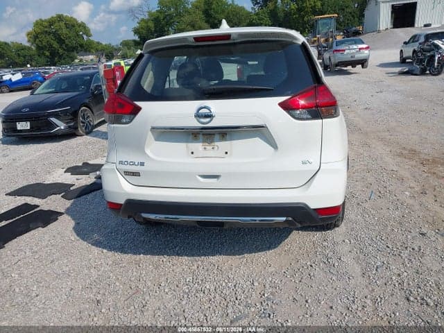 2017 NISSAN ROGUE S 16